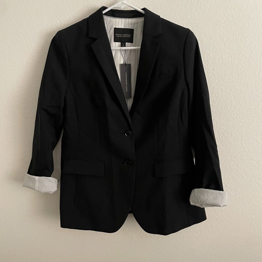 NWT Banana Republic Black Blazer in Size 6 Petite